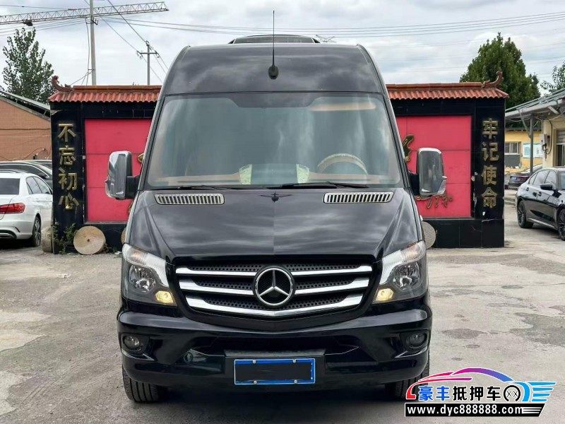 抵押车出售19年奔驰斯宾特MPV
