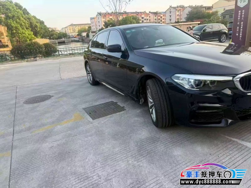 19年宝马5系轿车抵押车出售