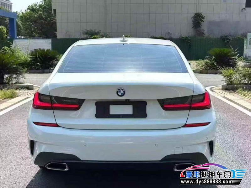 22年宝马3系轿车抵押车出售