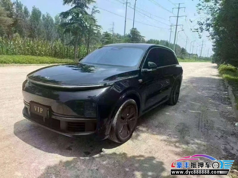 24年理想L8轿车抵押车出售