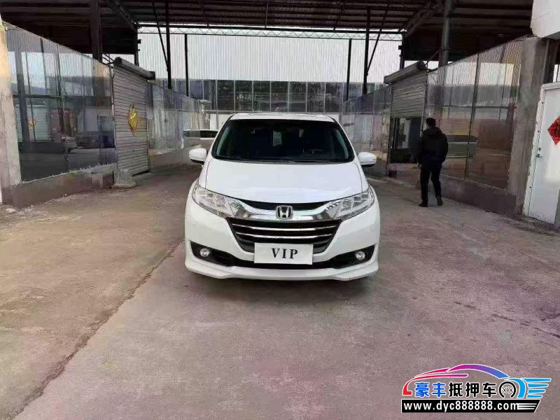 抵押车出售18年本田奥德赛轿车