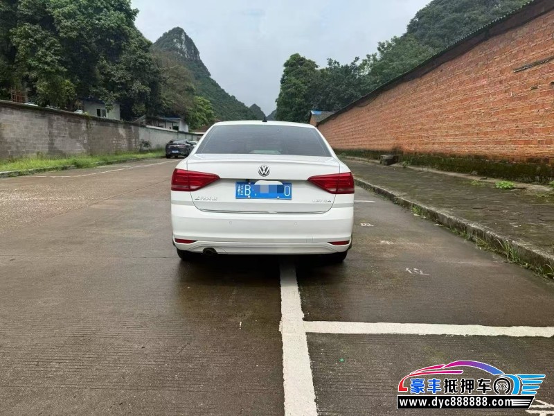 18年大众朗逸轿车抵押车出售