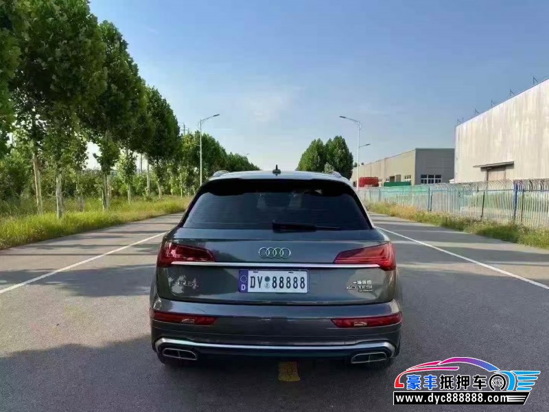 23年奥迪Q5轿车抵押车出售