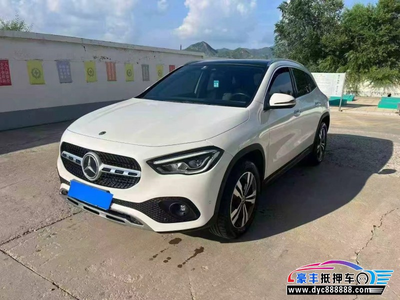 22年奔驰GLA轿车抵押车出售