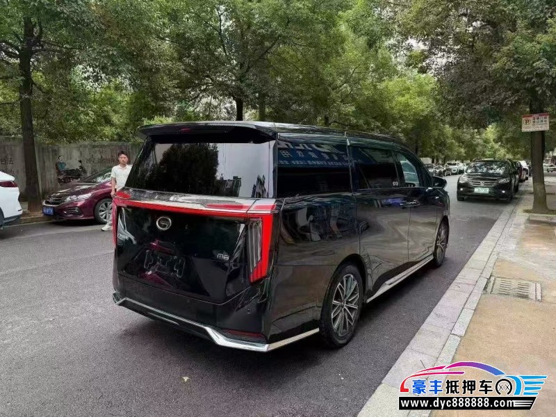 25年传祺M8轿车抵押车出售