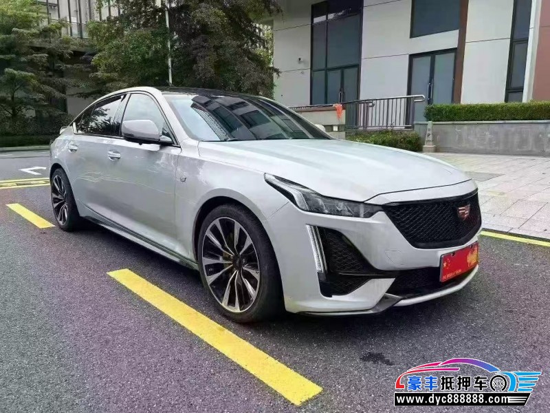 21年凯迪拉克CT5轿车抵押车出售