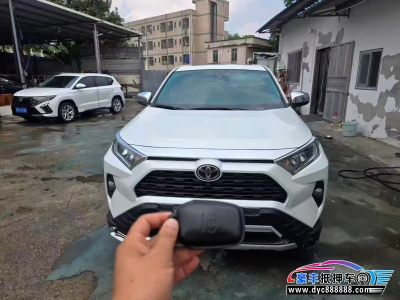 抵押车出售22年丰田RAV4轿车