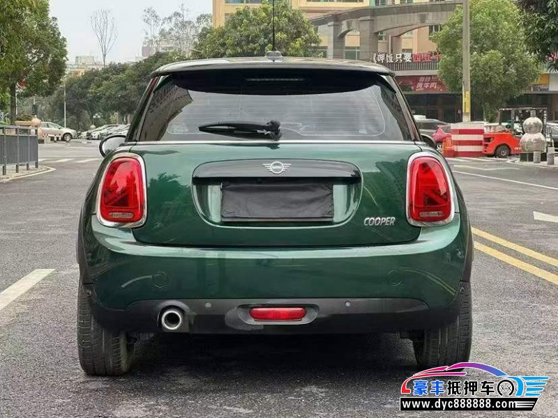19年宝马MINI轿车抵押车出售
