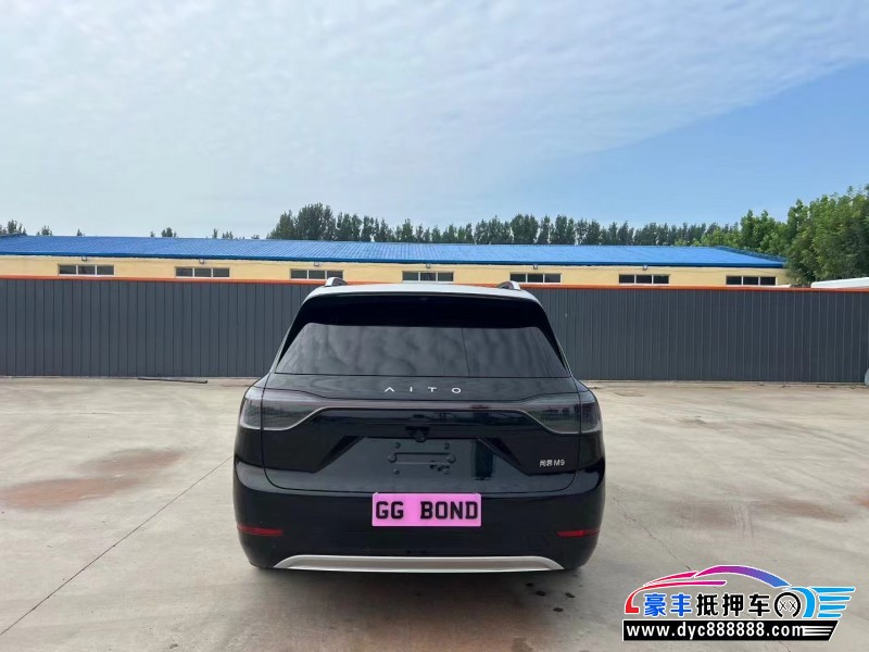 24年华为问界轿车抵押车出售