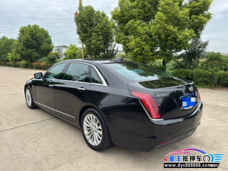 17年凯迪拉克CT6轿车抵押车出售