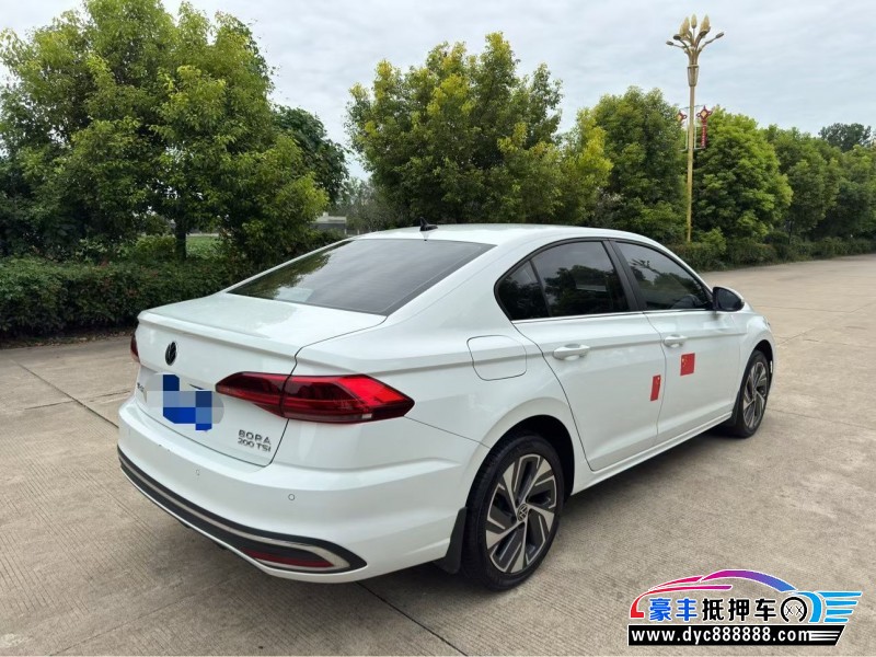 25年大众宝来轿车抵押车出售