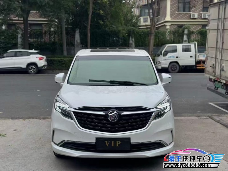 抵押车出售22年别克GL8轿车