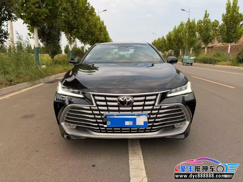 抵押车出售26年丰田亚洲龙轿车