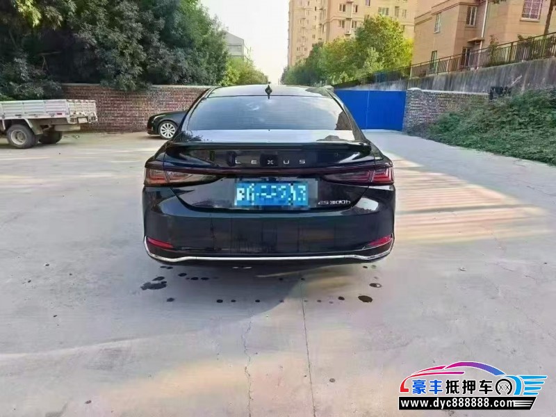 25年雷克萨斯ES轿车抵押车出售