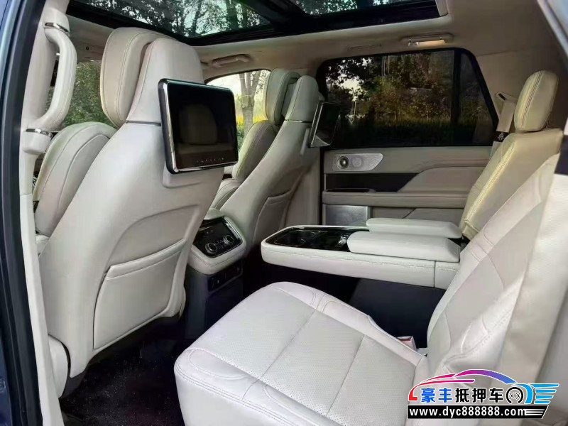 19年林肯领航员轿车抵押车出售