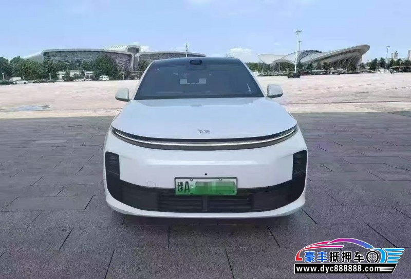 25年理想L6轿车抵押车出售