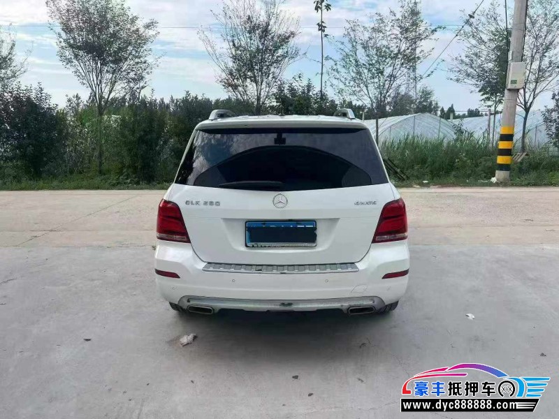 15年奔驰GLK轿车抵押车出售