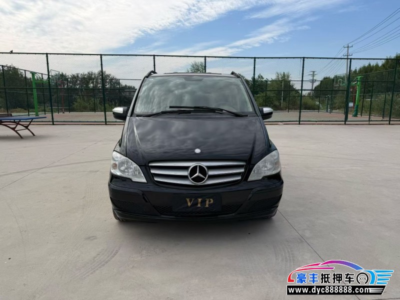 抵押车出售14年奔驰唯雅诺MPV