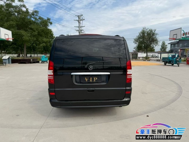 14年奔驰唯雅诺MPV抵押车出售