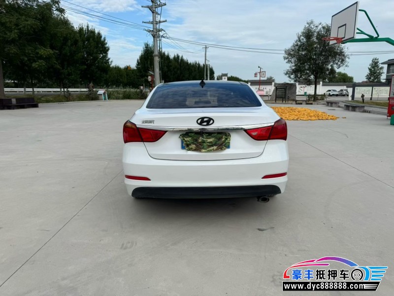 16年现代名图轿车抵押车出售