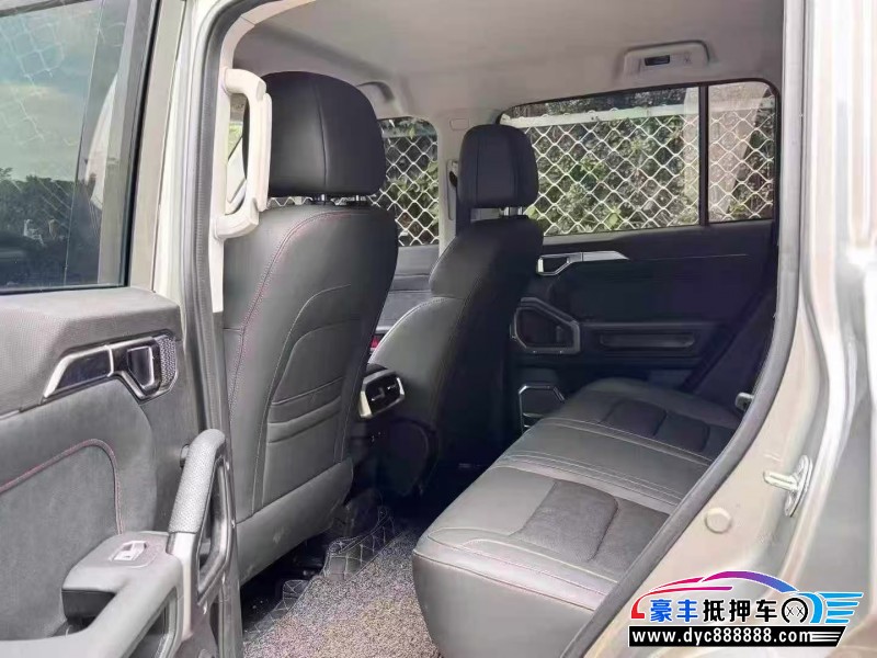 25年捷途旅行者轿车抵押车出售