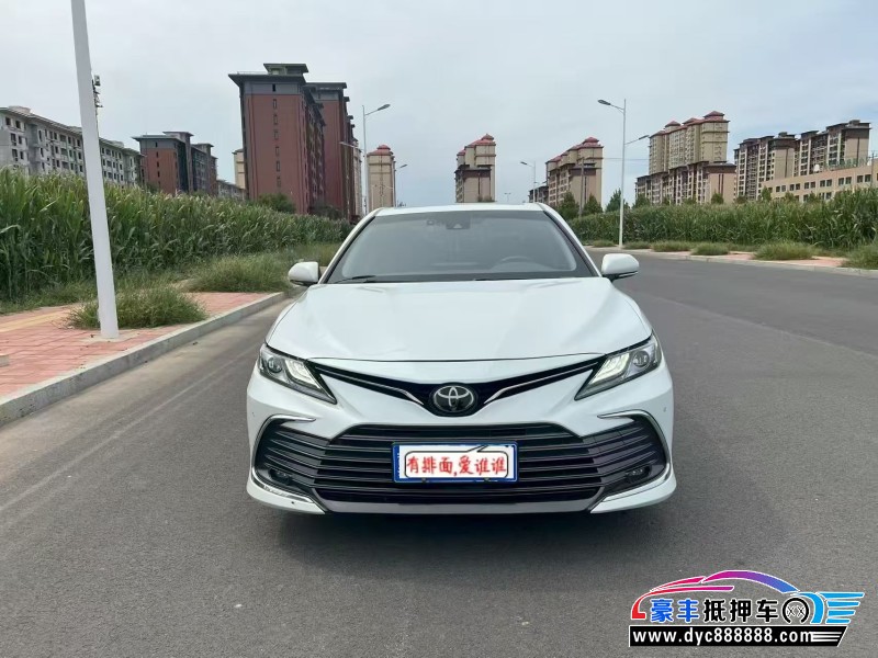 抵押车出售21年丰田凯美瑞轿车