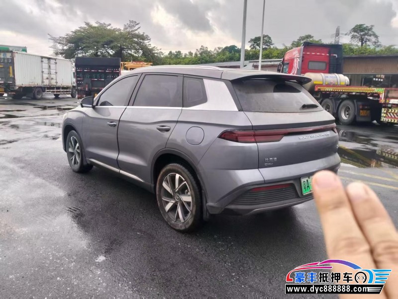 23年比亚迪宋轿车抵押车出售