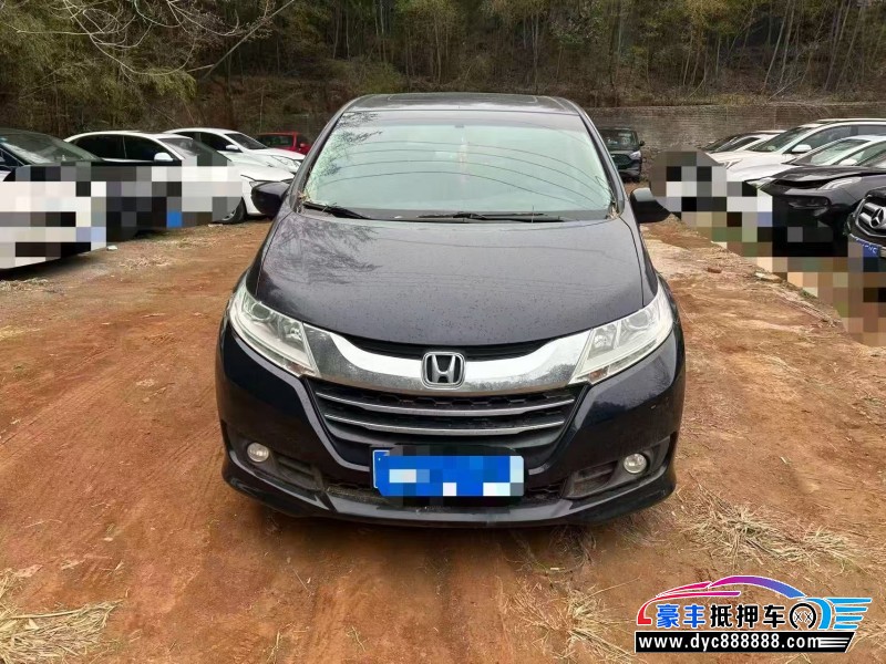抵押车出售17年本田奥德赛MPV