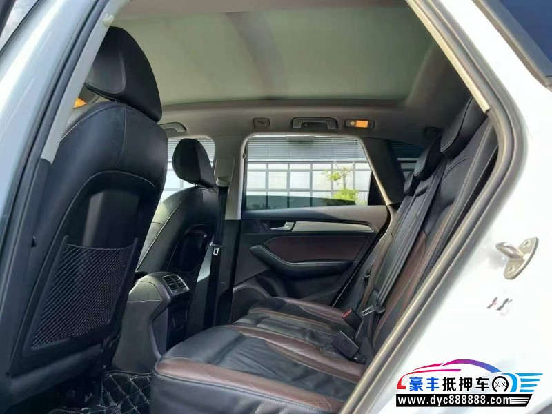 18年奥迪Q5轿车抵押车出售