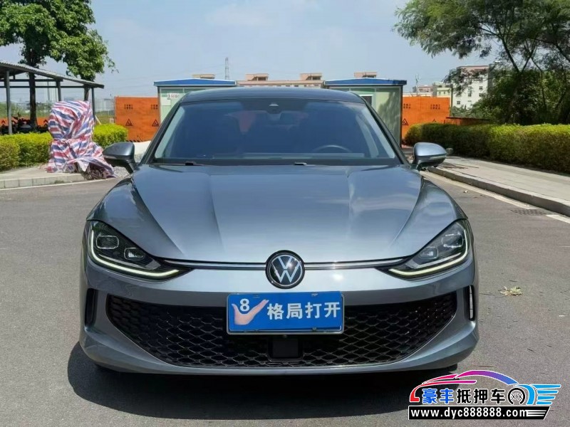 抵押车出售23年大众凌渡轿车