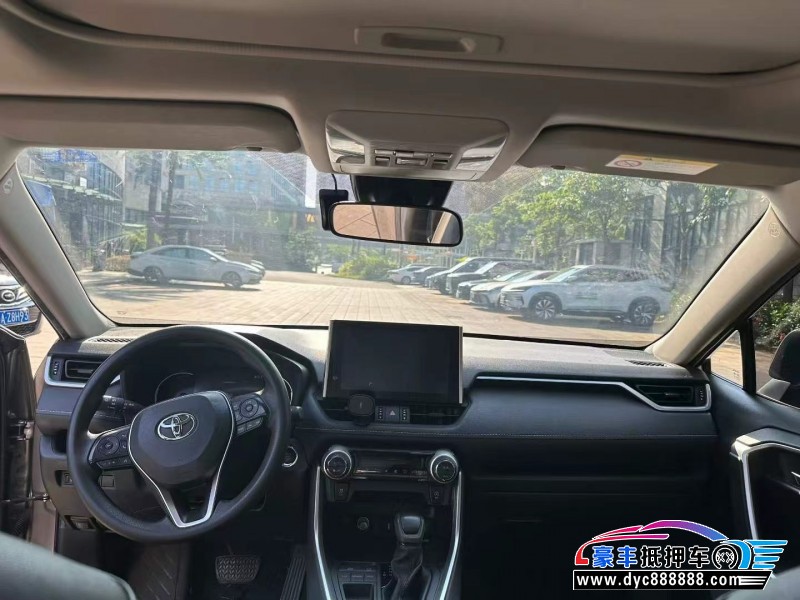 23年丰田RAV4轿车抵押车出售