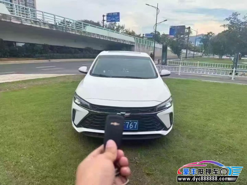抵押车出售22年雪佛兰科鲁泽轿车