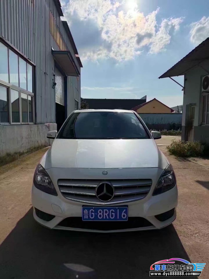 抵押车出售15年奔驰B轿车