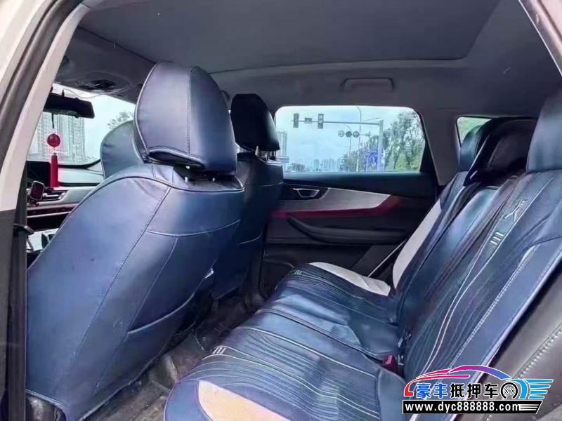 23年奇瑞瑞虎7轿车抵押车出售