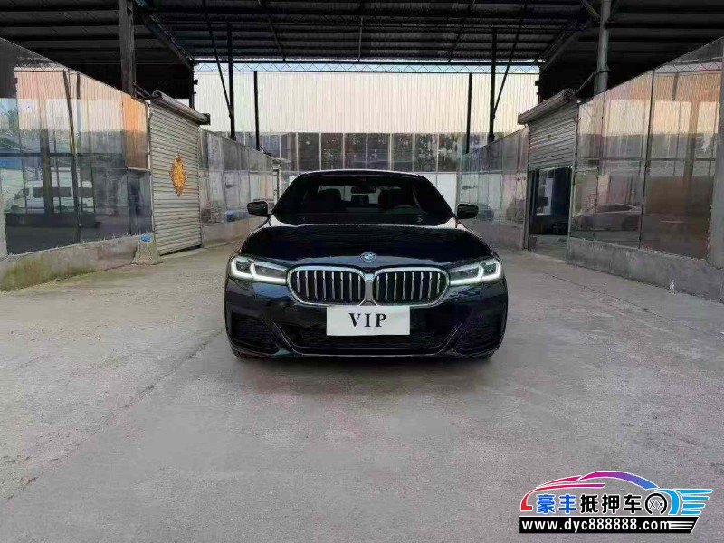 抵押车出售23年宝马5系轿车