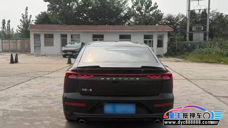 23年奔腾B70轿车抵押车出售