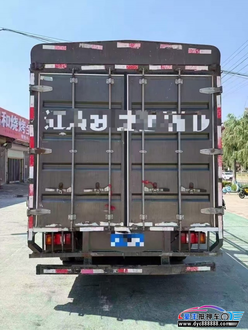 19年重汽豪沃轿车抵押车出售