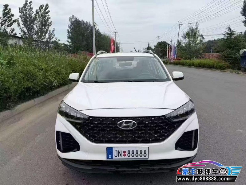 抵押车出售26年现代ix35轿车