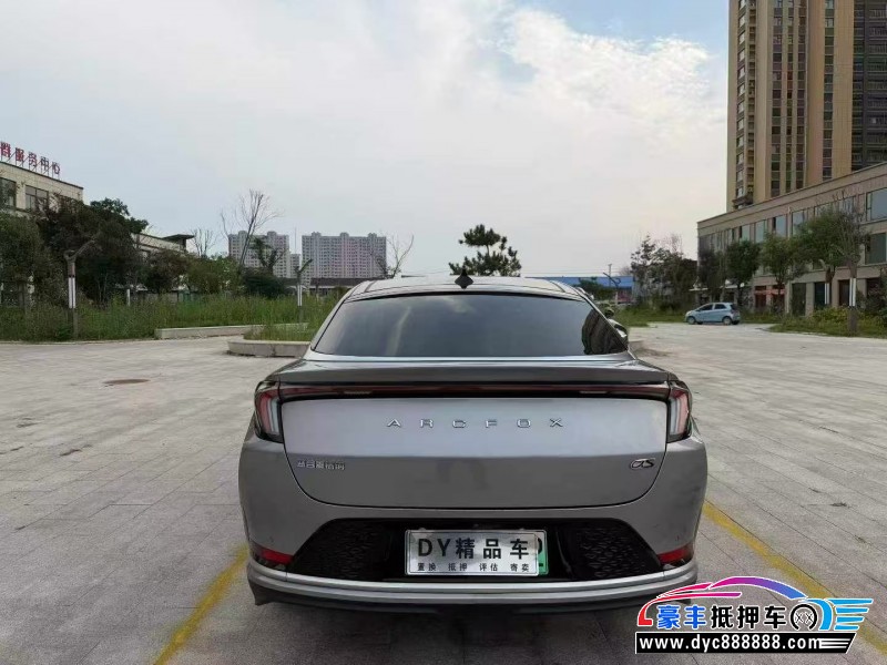 23年极狐阿尔法S轿车抵押车出售