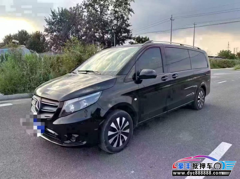 21年奔驰威霆轿车抵押车出售