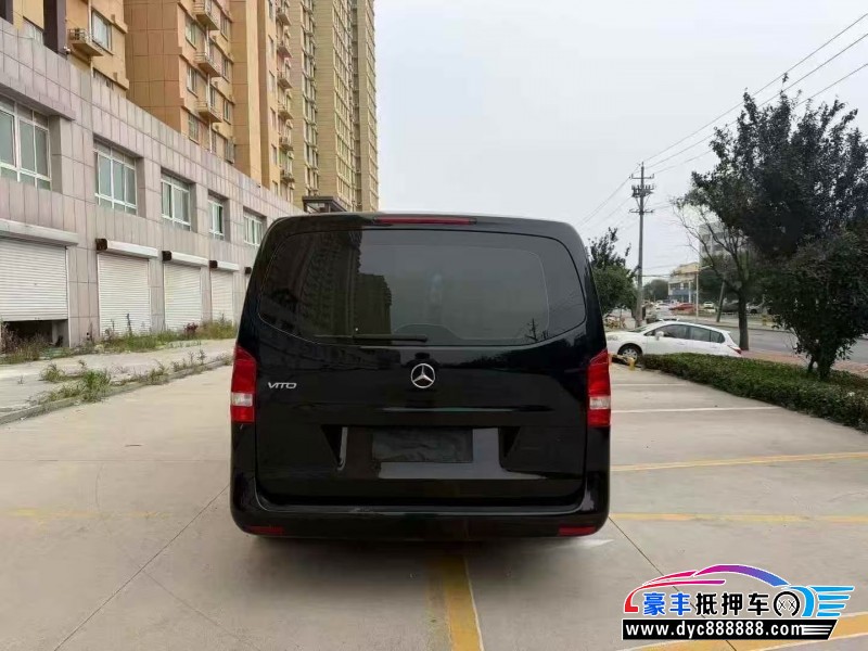 21年奔驰威霆轿车抵押车出售