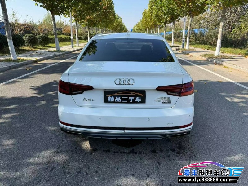 19年奥迪A4L轿车抵押车出售