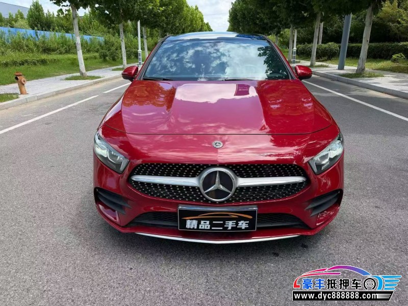 抵押车出售20年奔驰A轿车