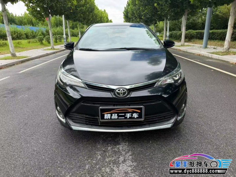 抵押车出售18年丰田雷凌轿车