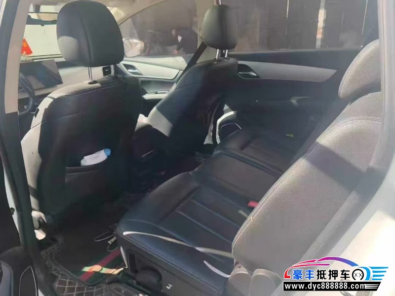 21年比亚迪宋轿车抵押车出售