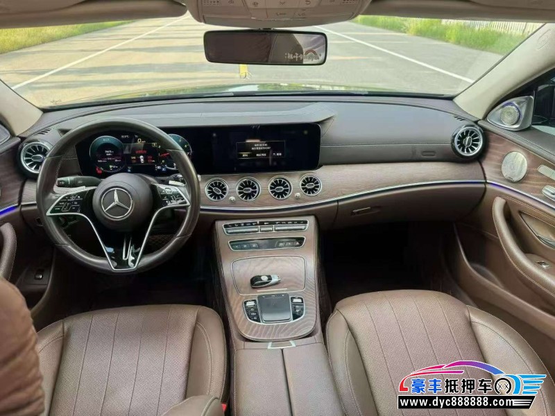 21年奔驰E轿车抵押车出售