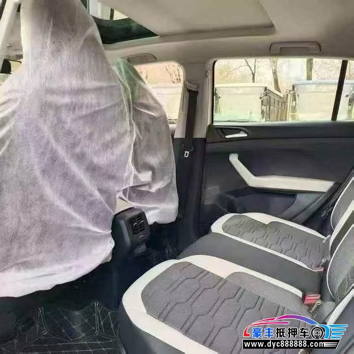 26年大众途岳轿车抵押车出售
