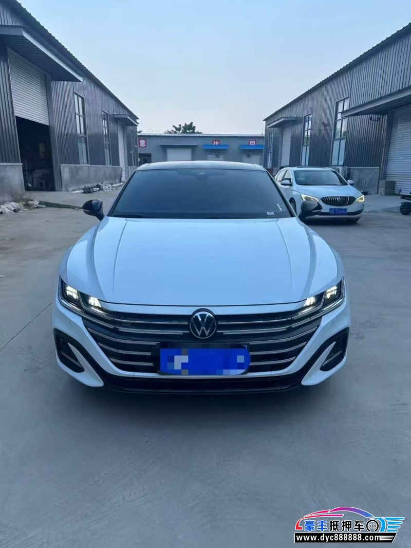 抵押车出售24年大众CC轿车