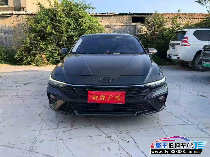 抵押车出售24年现代伊兰特轿车