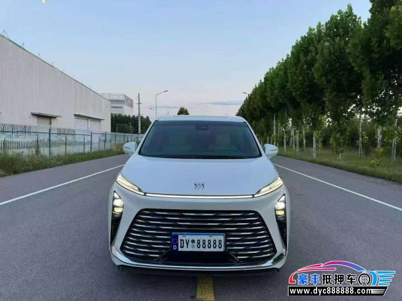 25年别克GL8轿车抵押车出售